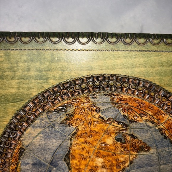 VTG Wooden Handcarved Etched Box‎ Old World Map Americas Poland Made Hinged - Picture 3 of 11
